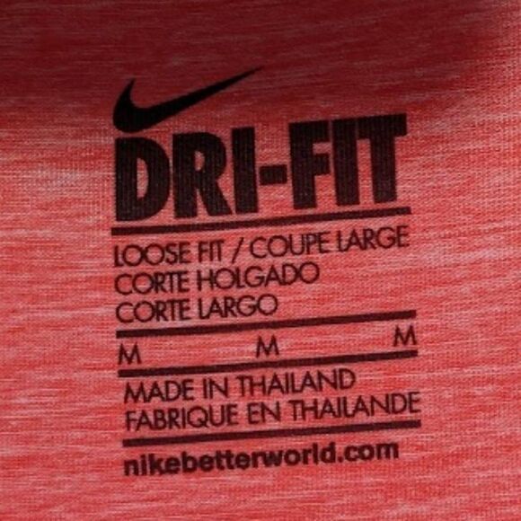 Nike | Elastika Keyhole Training Tank in Red - Picture 9 of 11